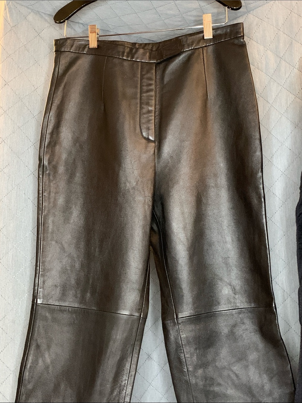 #234 Jacqueline Ferrar Black Faux Leather Straight-Leg Pants